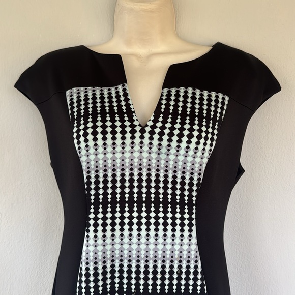 Connected Apparel black blue abstract dot stretch bodycon cap sleeve dress 6P - Picture 3 of 11